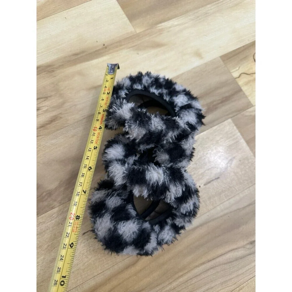 SHEIN black and white checkered fuzzy steering wheel cover